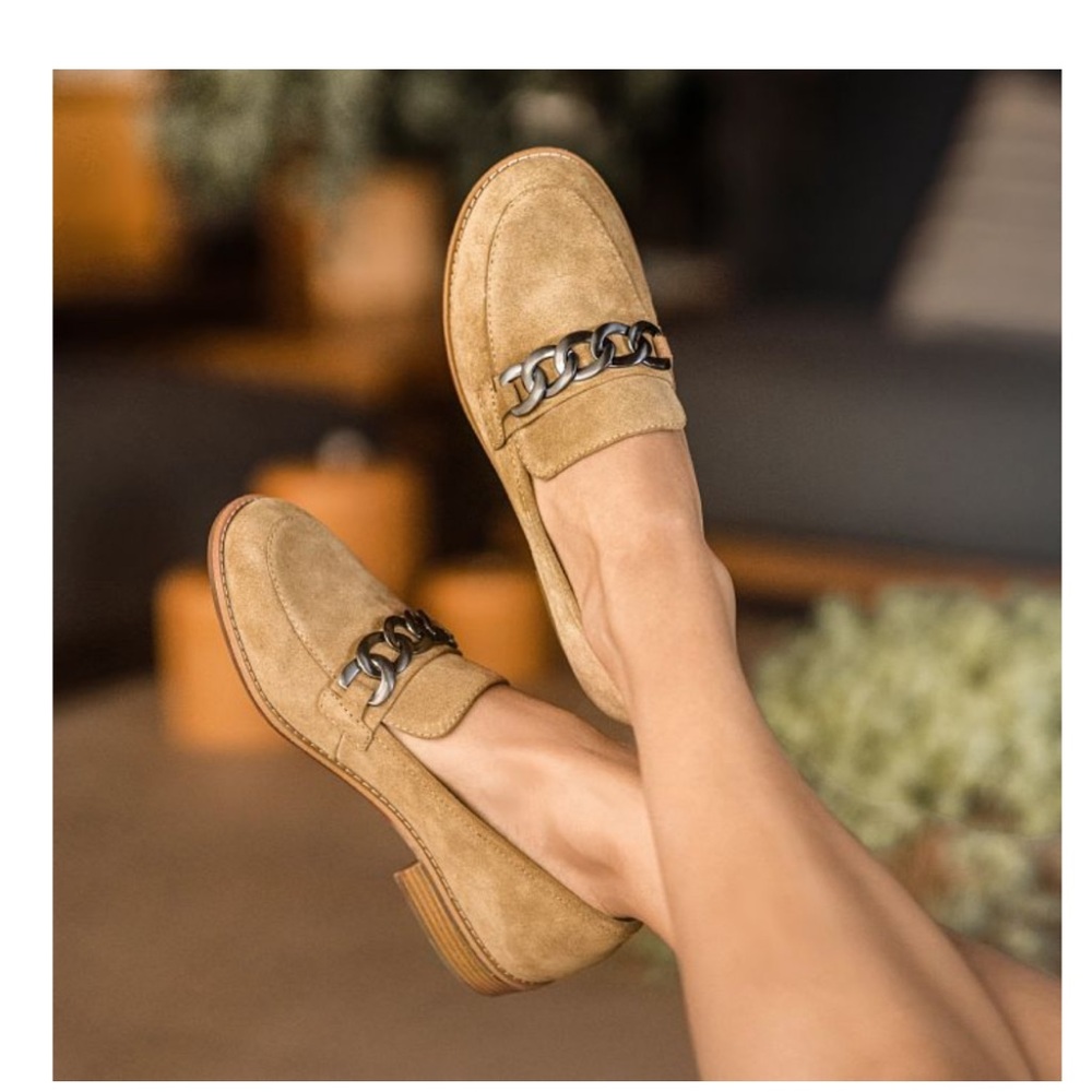 Sofft Nevara loafer in Hazelwood color worn once